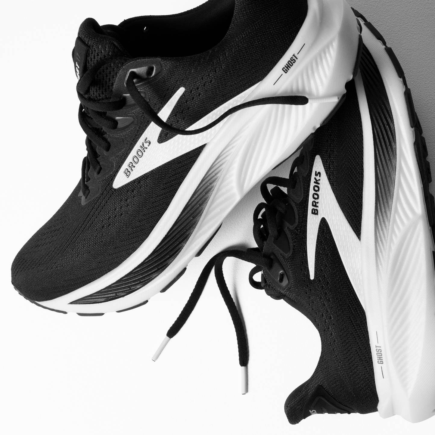 Mens Brooks Ghost 17 (Wide)