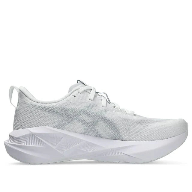 Womens Asics Novablast 5
